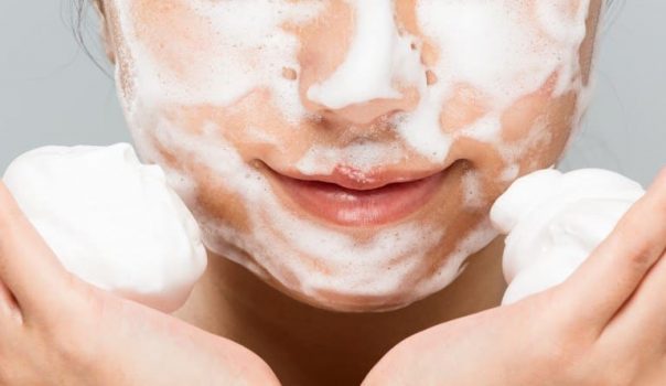 黒ずみ毛穴対策の洗顔方法